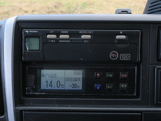 中古トラック 三菱ふそう冷凍バン #21