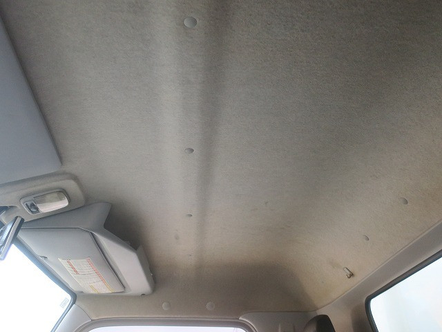 中古トラック 三菱ふそう冷凍バン ＃24