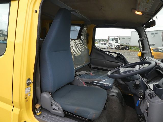 中古トラック 三菱ふそうダブルキャブ ＃10