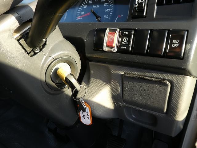 中古トラック いすゞアルミバン #20