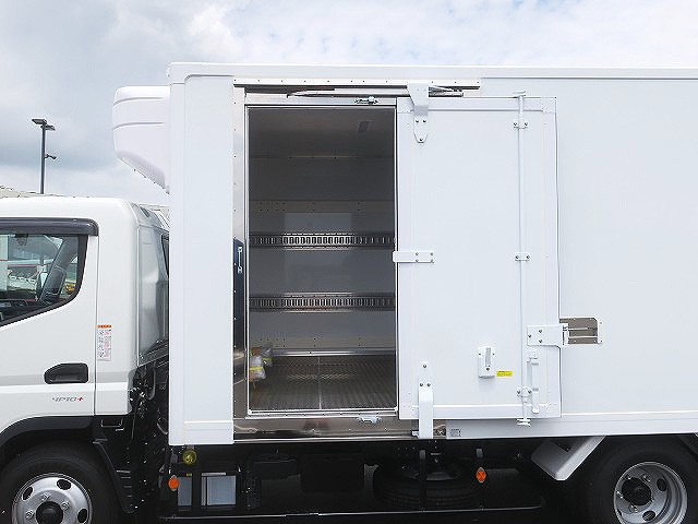 中古トラック 三菱ふそう冷凍バン #9