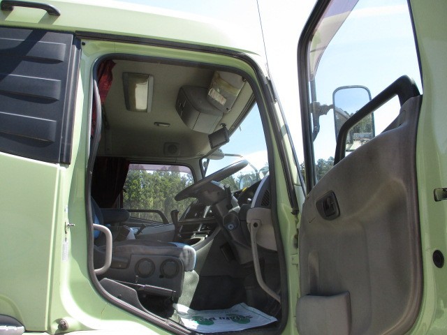 中古トラック UDトラックスコンクリートミキサー車 #21