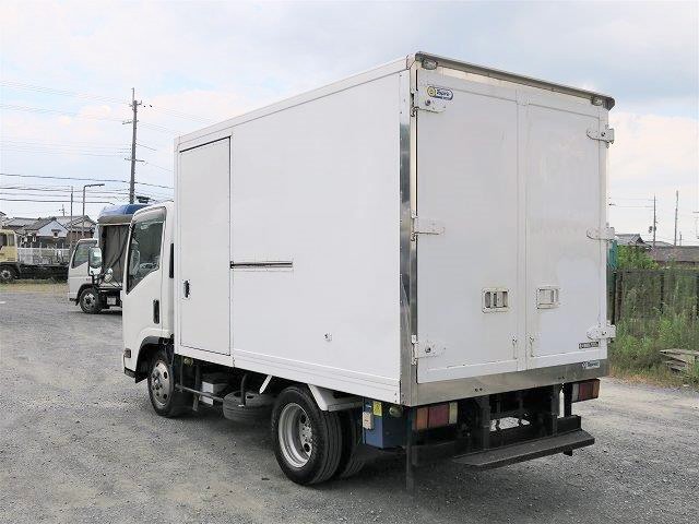 中古トラック いすゞ冷凍バン #4