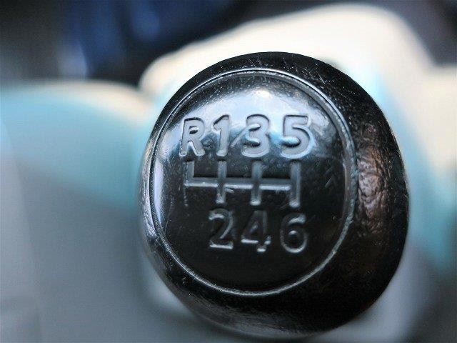 中古トラック UDトラックス冷凍バン #17