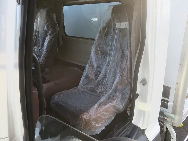 中古トラック 日野冷凍バン #23