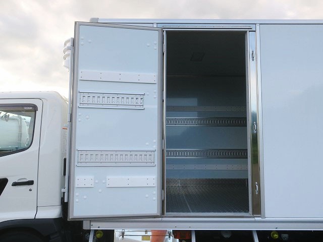 中古トラック 日野冷凍バン ＃10
