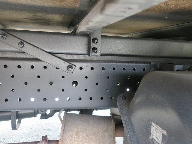 中古トラック いすゞアルミバン #9