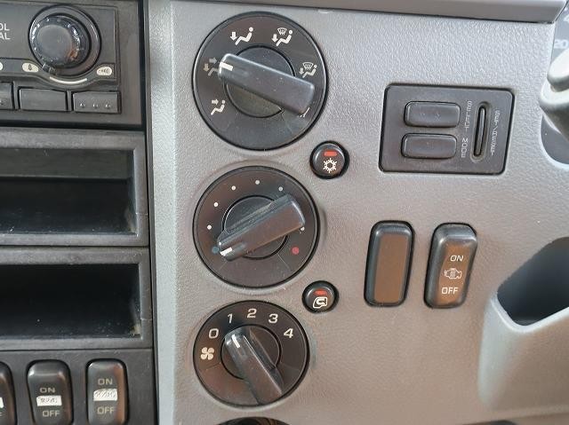 中古トラック 三菱ふそうアルミウィング ＃18