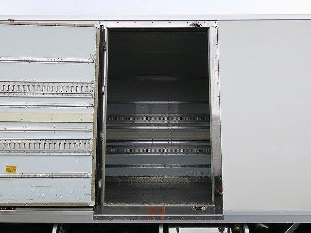 中古トラック UDトラックス冷凍バン #10
