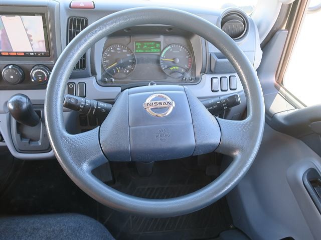 中古トラック 日産アルミバン #15
