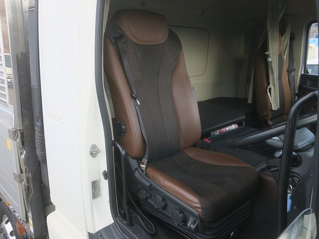 中古トラック 日野冷凍ウィング ＃14