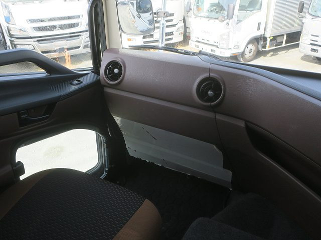 中古トラック 日野冷凍ウィング ＃15