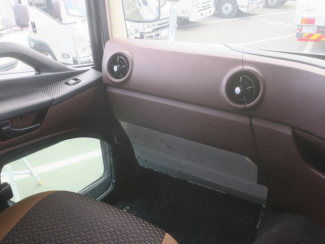 中古トラック 日野冷凍ウィング ＃16