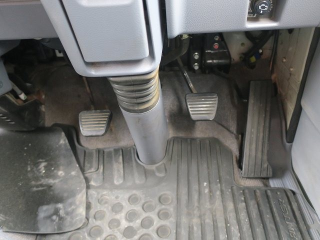 中古トラック 三菱ふそうダブルキャブ #20