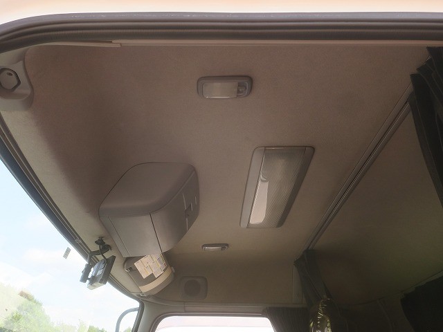 中古トラック UDトラックスアルミウィング ＃24