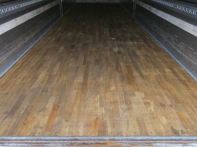 中古トラック UDトラックスアルミウィング ＃6