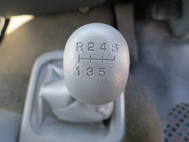 中古トラック 三菱ふそうバランスバン #18