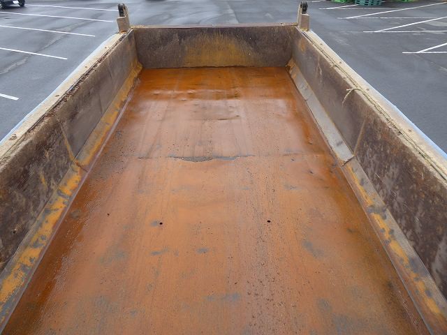 中古トラック UDトラックスダンプ #13