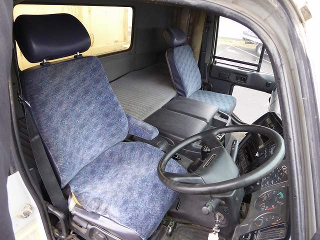 中古トラック UDトラックスダンプ #15