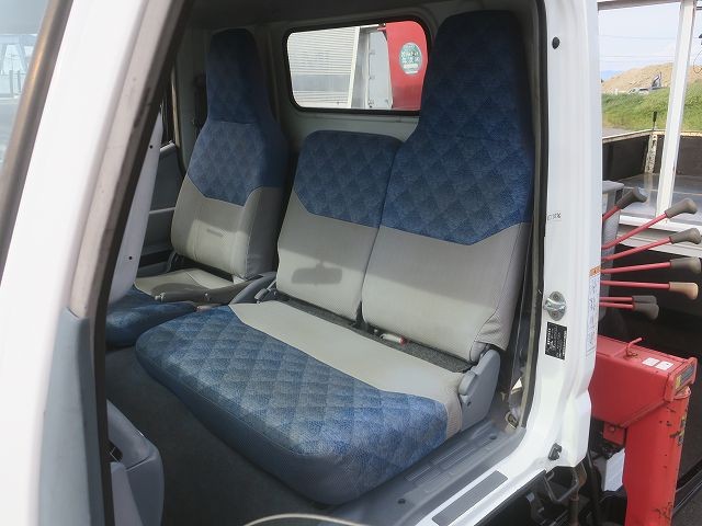 中古トラック 三菱ふそうクレーン付平ボディ #23