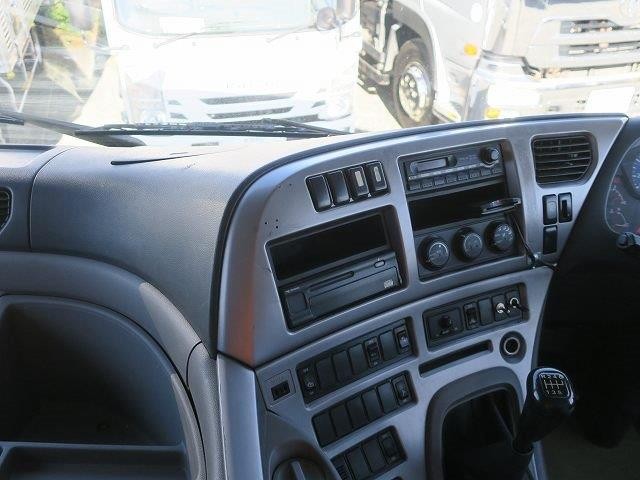 中古トラック UDトラックスコンクリートミキサー車 #15