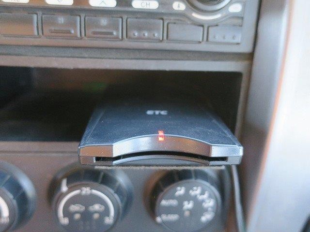 中古トラック UDトラックスコンクリートミキサー車 ＃19