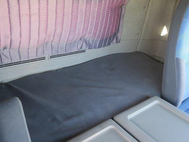 中古トラック UDトラックスコンクリートミキサー車 #23