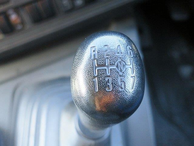 中古トラック いすゞ冷凍バン #19