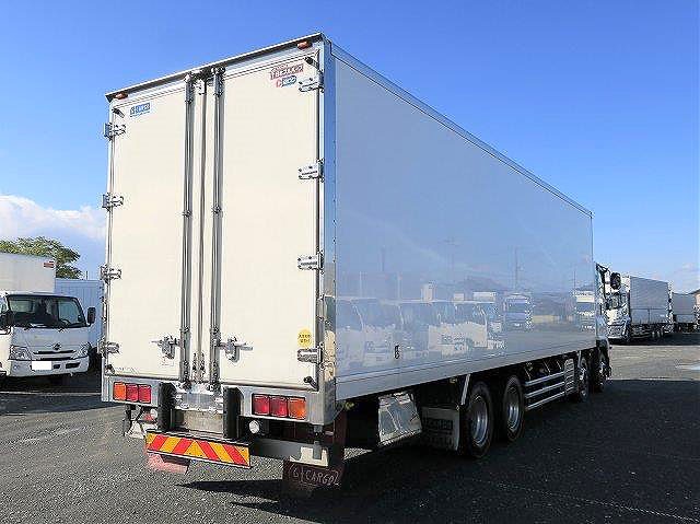 中古トラック いすゞ冷凍バン #3