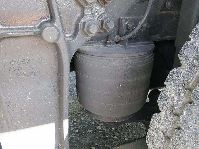 中古トラック いすゞ冷凍バン #9