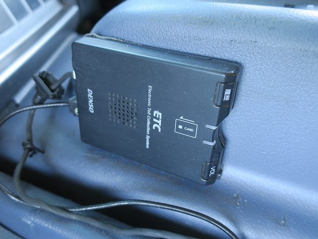 中古トラック 日野粉粒体運搬車 #20