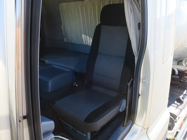 中古トラック 日野粉粒体運搬車 #22