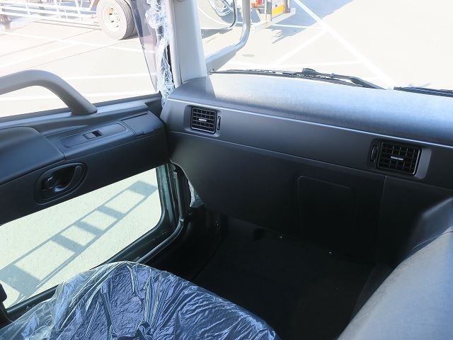 中古トラック 三菱ふそうクレーン付セルフローダー #16
