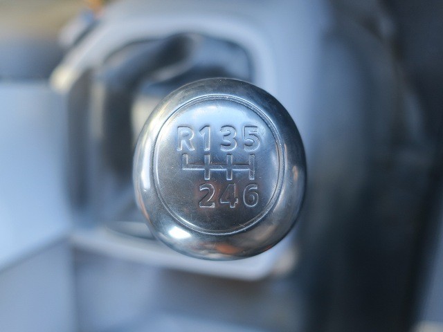 中古トラック UDトラックスコンクリートミキサー車 #19