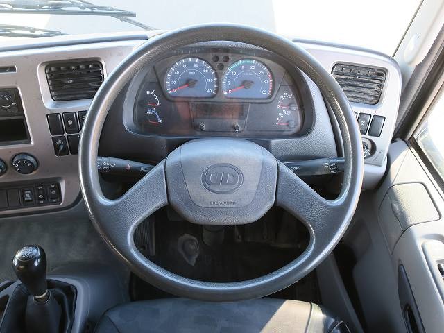 中古トラック UDトラックスダンプ #18