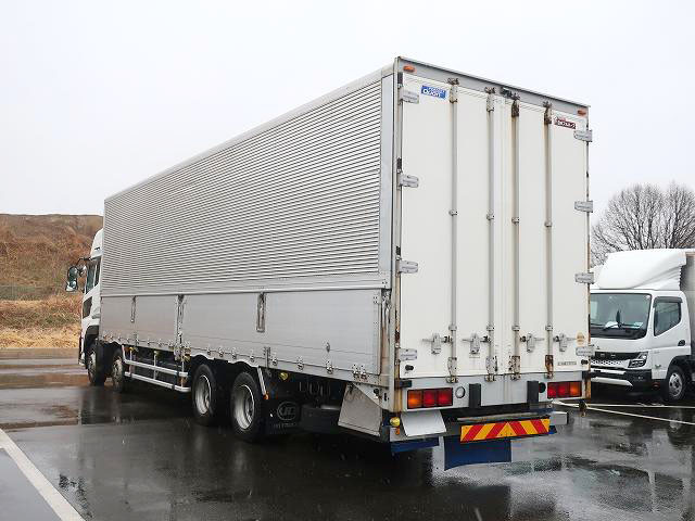 中古トラック UDトラックスアルミウィング ＃4