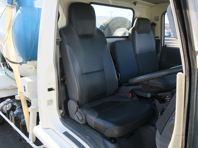 中古トラック いすゞコンクリートミキサー車 #14
