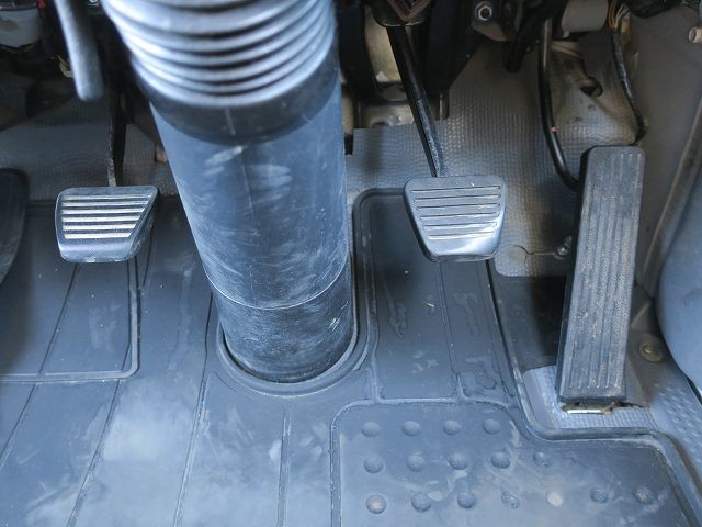 中古トラック いすゞコンクリートミキサー車 #22