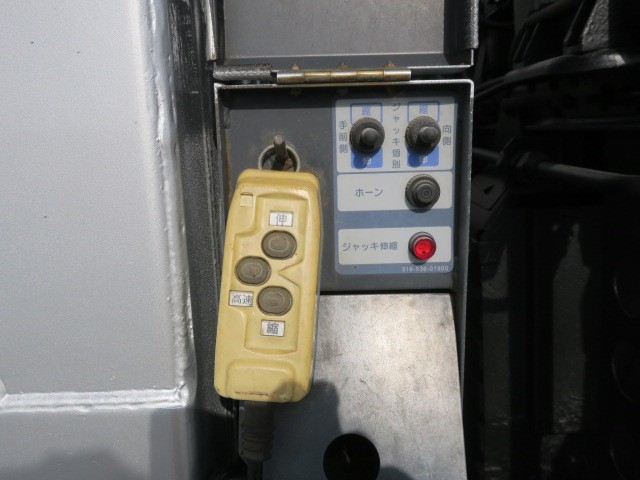 中古トラック UDトラックスセルフローダー #11