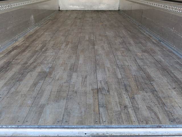 中古トラック UDトラックスアルミウィング ＃6