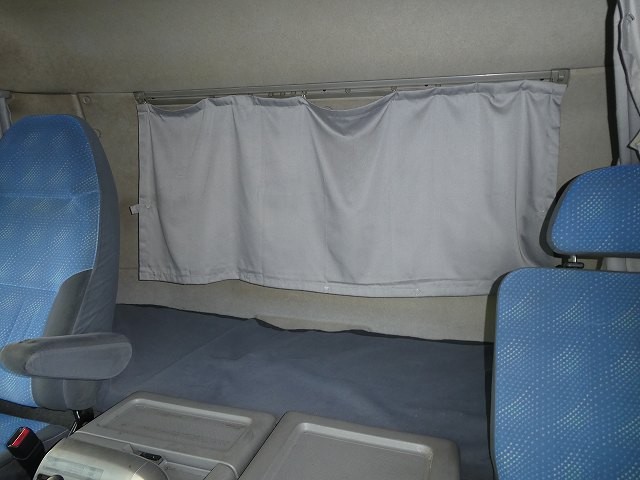 中古トラック UDトラックストラクタヘッド #23
