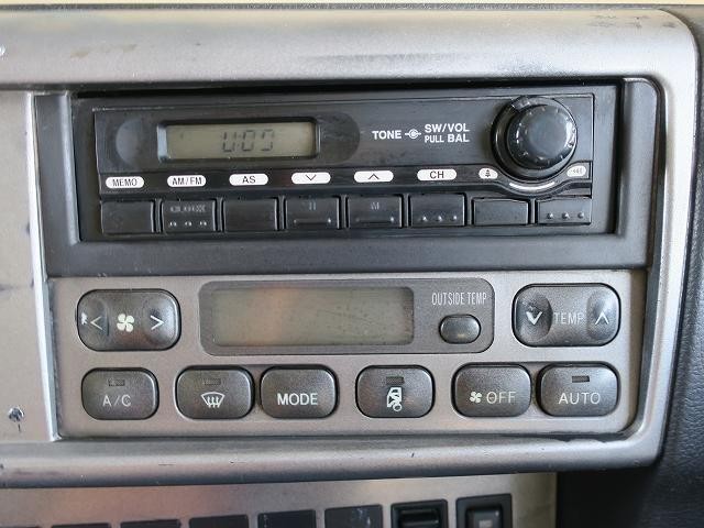中古トラック 日野粉粒体運搬車 #20