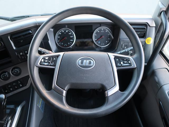 中古トラック UDトラックスアルミウィング ＃15