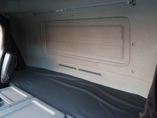 中古トラック UDトラックスアルミウィング ＃23