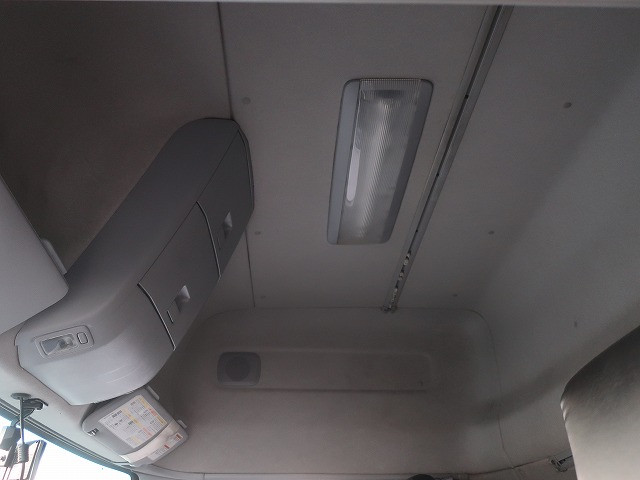 中古トラック UDトラックスアルミウィング ＃24