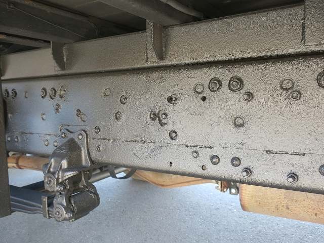 中古トラック 三菱ふそうクレーン付セルフローダー ＃12