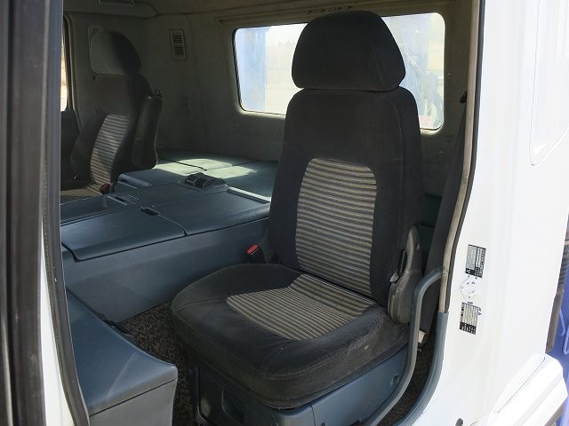 中古トラック 三菱ふそうクレーン付セルフローダー #22