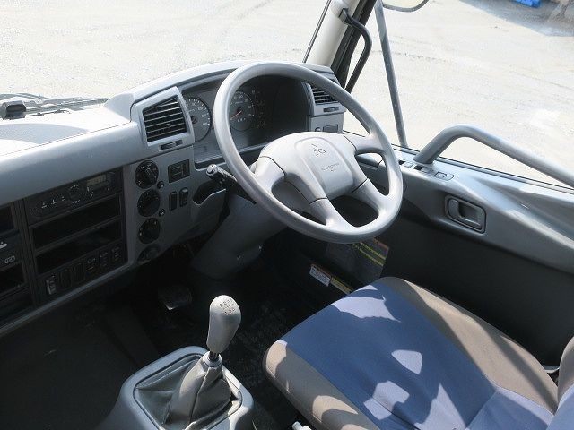 中古トラック 三菱ふそう平ボディアルミブロック #16