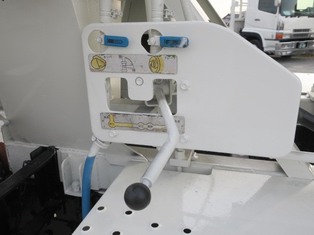 中古トラック 日野コンクリートミキサー車 ＃8