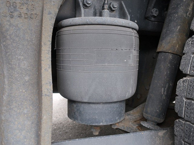 中古トラック UDトラックスアルミウィング ＃9